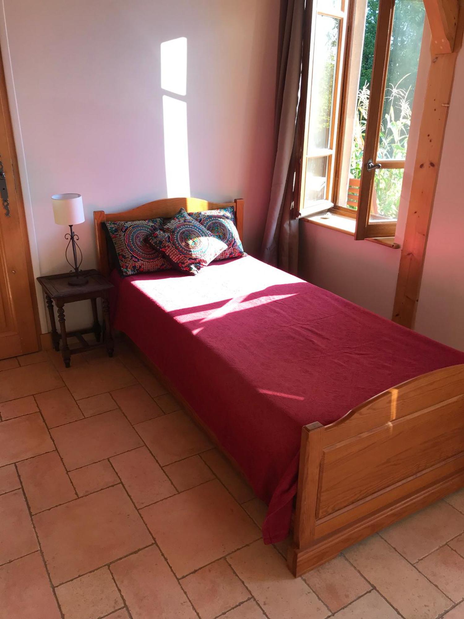 Ecolieu Le Chant Du Temps Bed & Breakfast Saint-Usuge Exterior photo